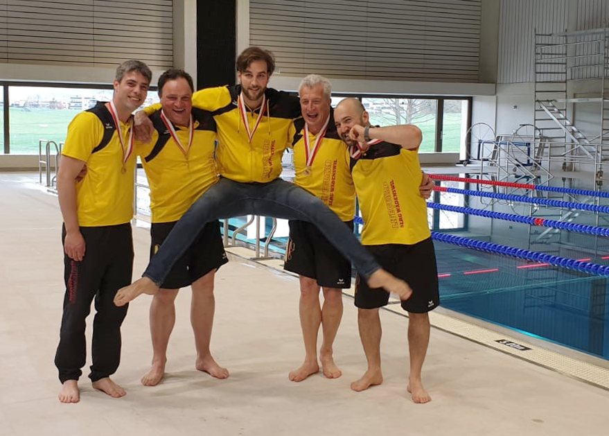 Unsere Master mit der Goldmedaille Marco Camenzind, Jörg Senften, Marco Hüppin, Heinz Wanger und Ashkan Hesabian.